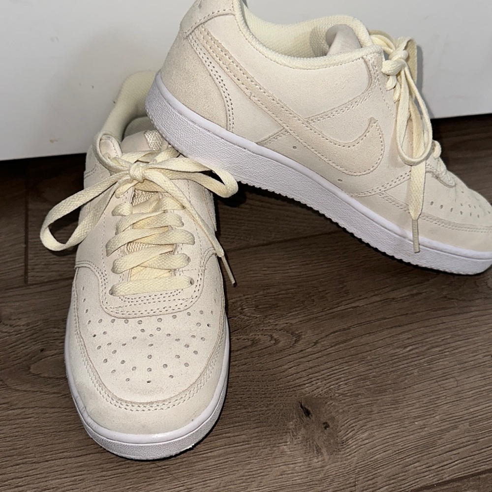 Nike Women's Court Vision Sneakers Size 7